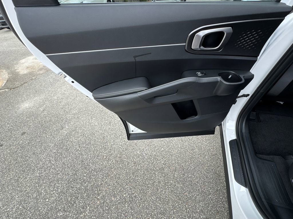 New 2026 Kia Sorento LX image 21