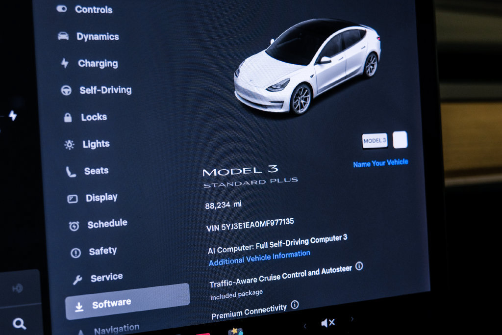 Used 2021 Tesla Model 3 Standard Range Plus RWD image 20