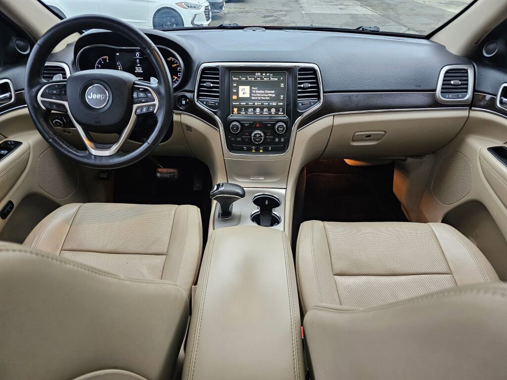 Used 2014 Jeep Grand Cherokee Limited w/ Luxury Group II image 16