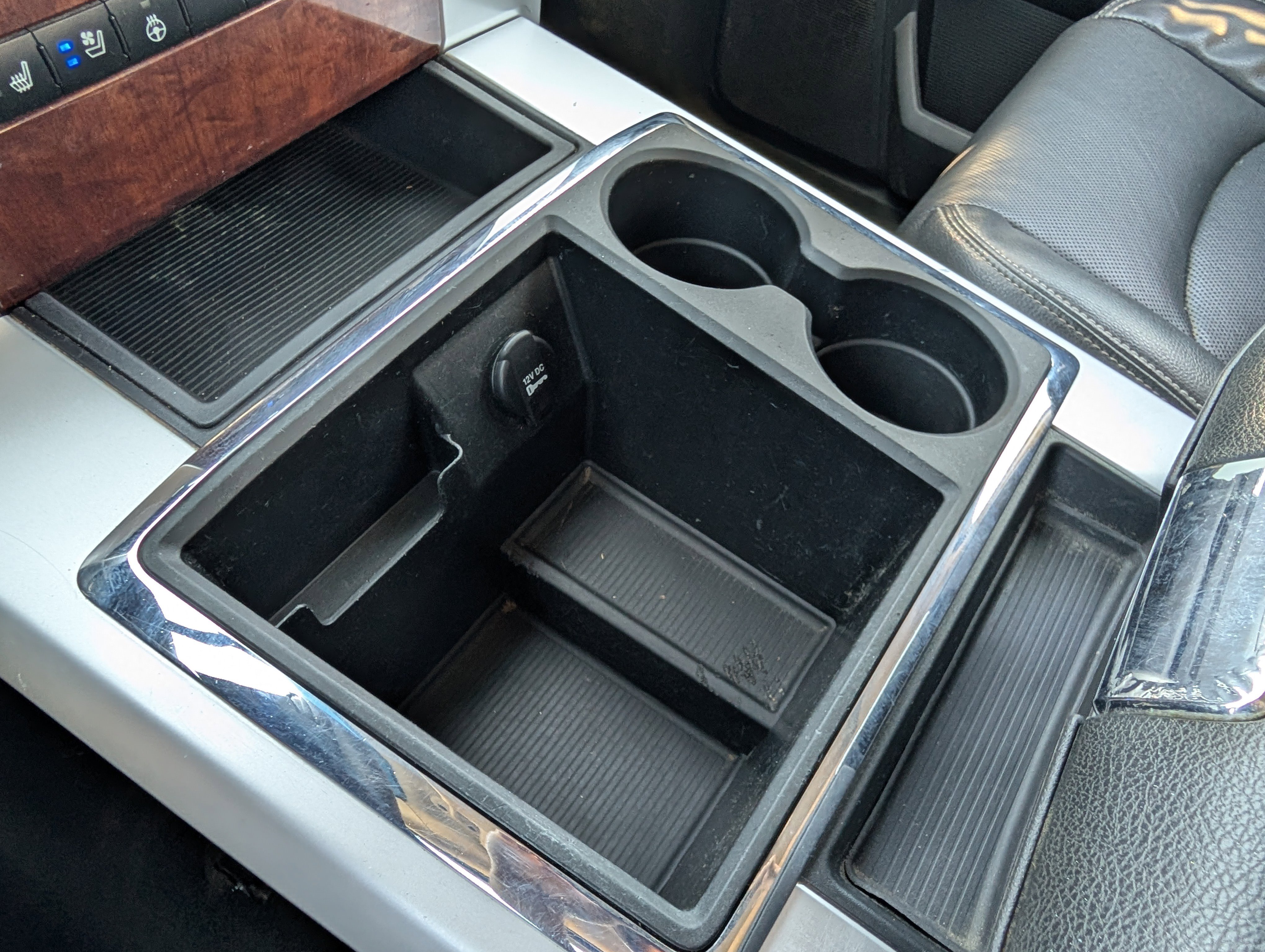 Used 2012 RAM 2500 Laramie w/ Protection Group image 20