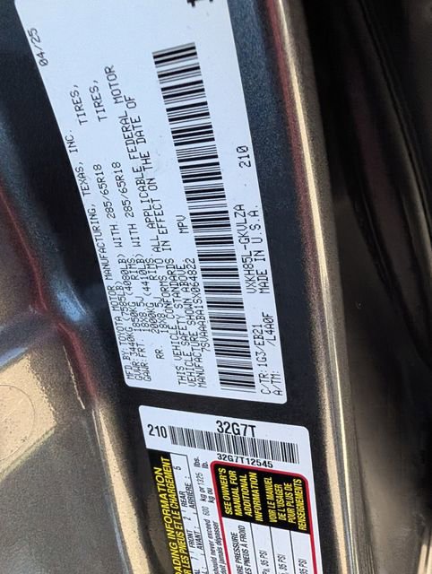 Certified 2025 Toyota Sequoia TRD Pro w/ Tow Technology Package AWD/4WD image 40