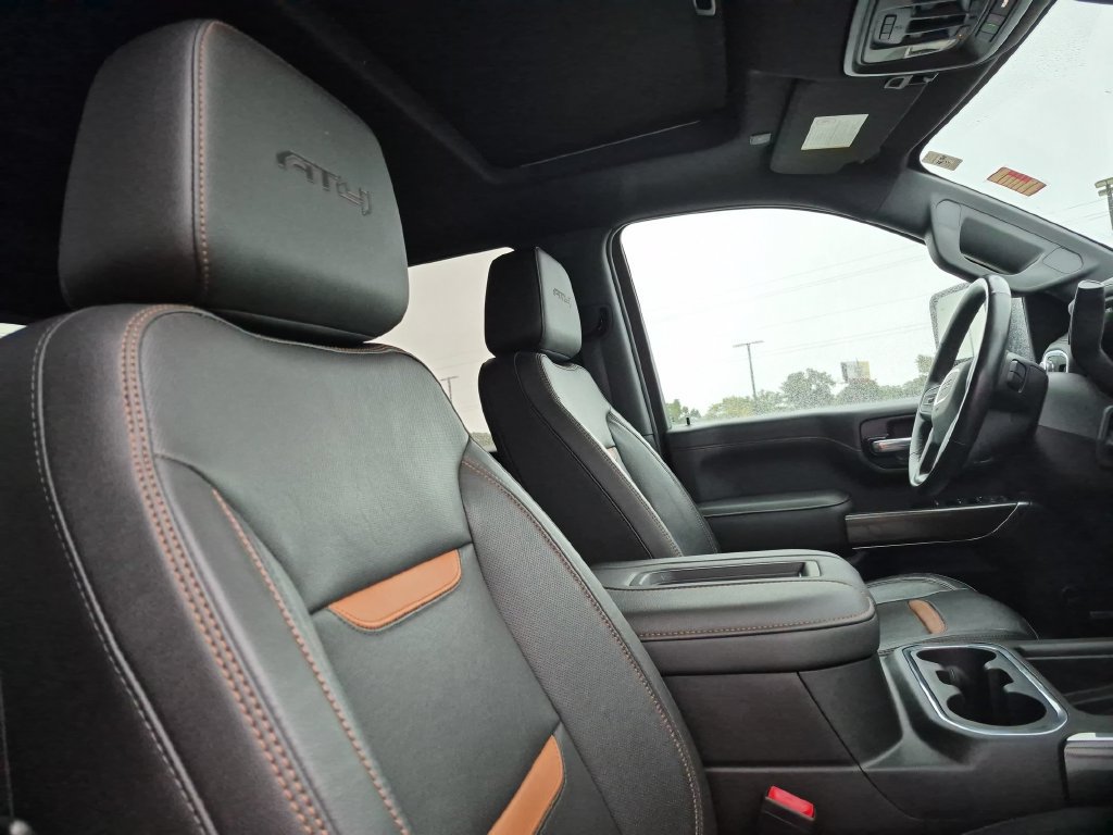 Used 2022 GMC Sierra 2500 AT4 w/ AT4 Premium Plus Package AWD/4WD image 33