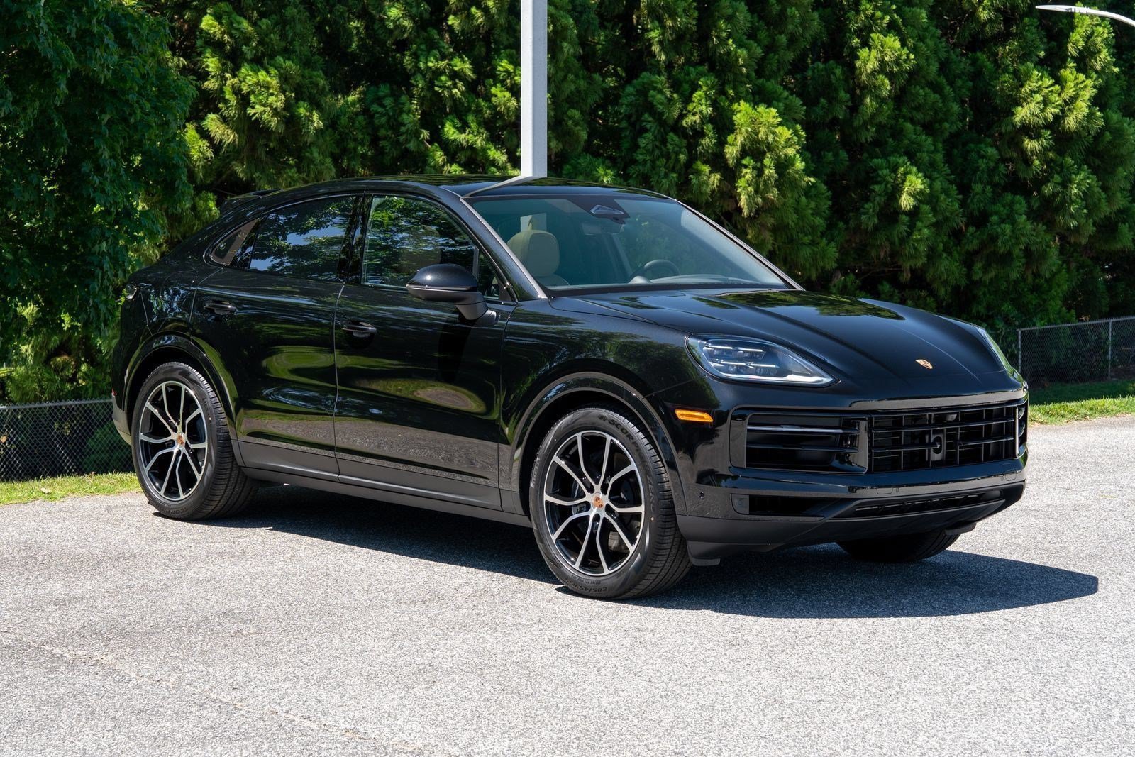 New 2026 Porsche Cayenne GTS AWD/4WD image 10