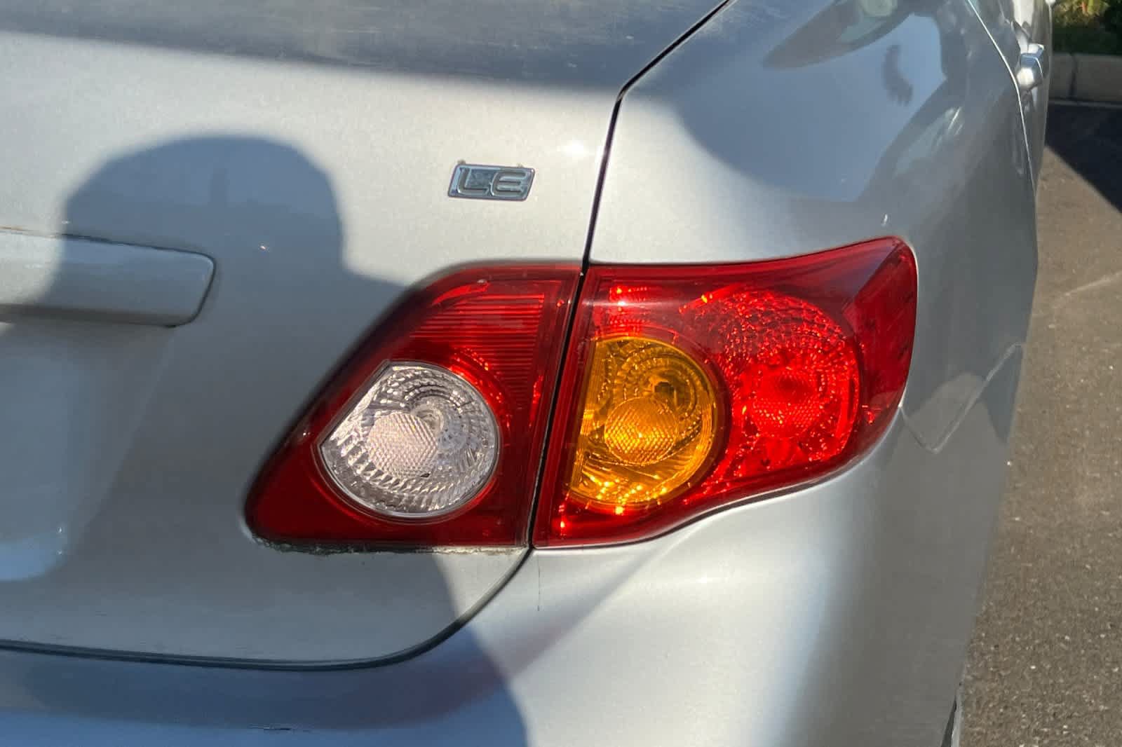 Used 2010 Toyota Corolla LE FWD image 18