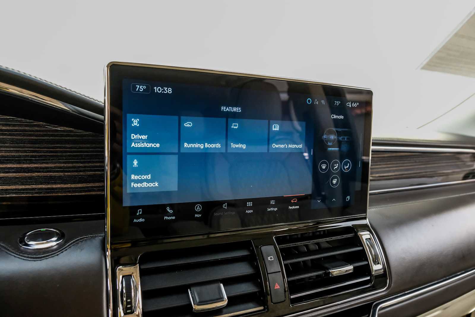 Used 2024 Lincoln Navigator Black Label AWD/4WD image 32