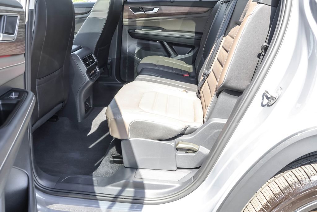 Certified 2025 Volkswagen Atlas SEL AWD/4WD image 31