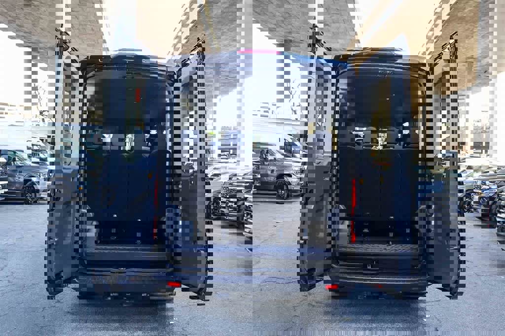Used 2024 Ford Transit 350 XLT image 29