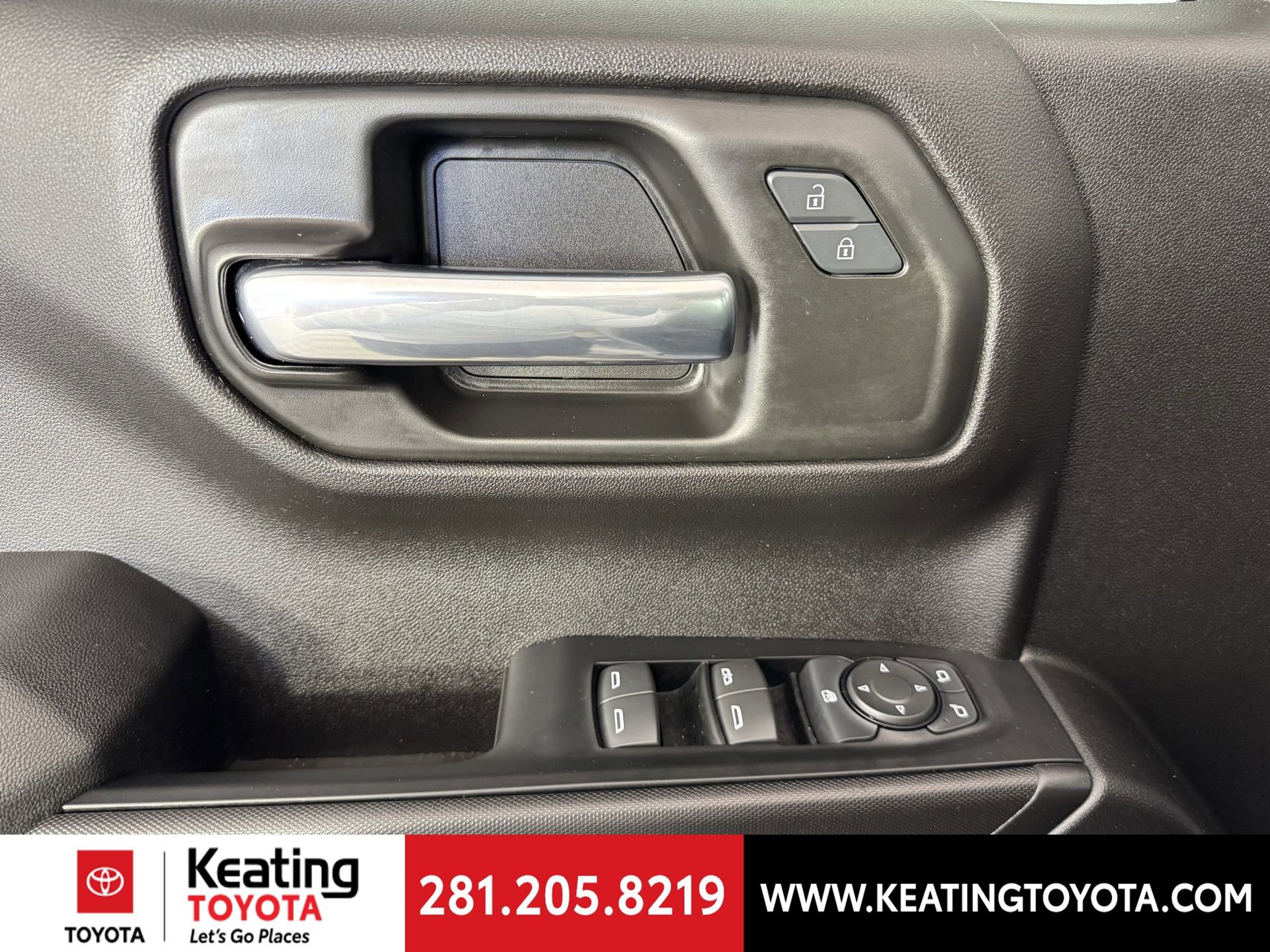 Used 2024 Chevrolet Silverado 1500 Custom image 12