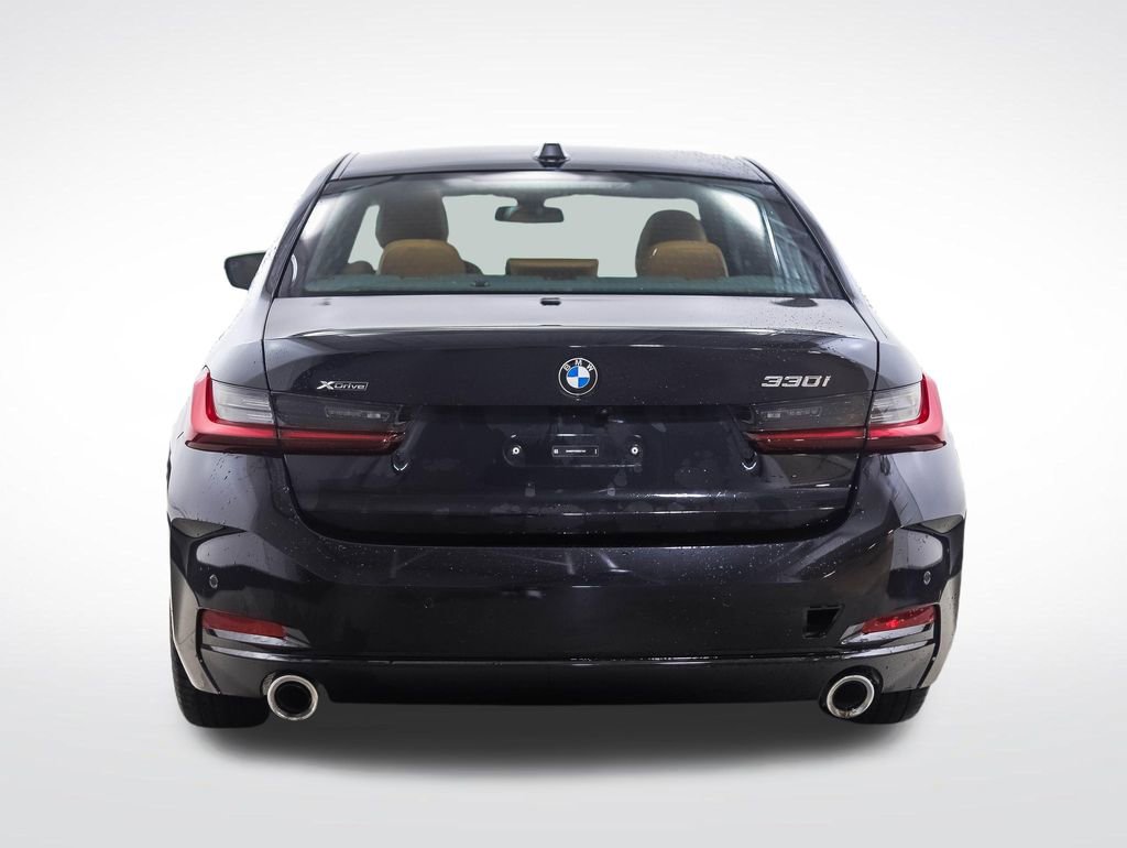 Certified 2024 BMW 330i xDrive Sedan w/ Premium Package AWD/4WD image 4