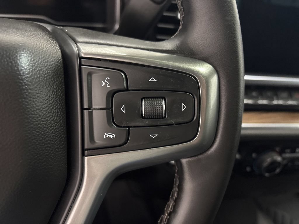 Used 2023 Chevrolet Silverado 1500 LT AWD/4WD image 26