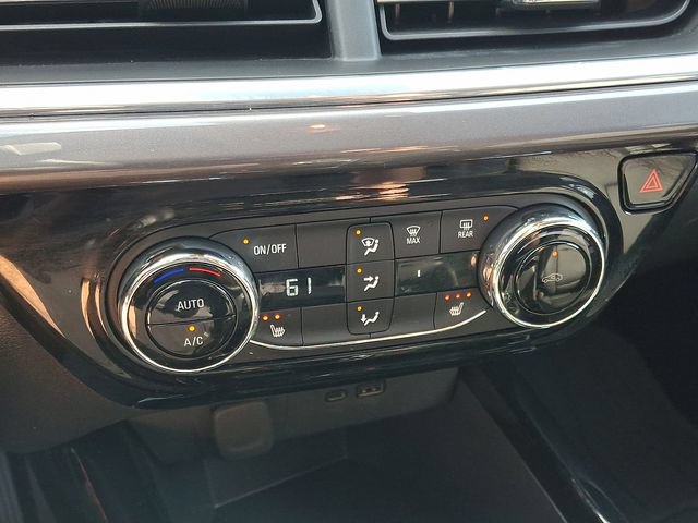 Certified 2025 Chevrolet Trax ACTIV w/ Driver Confidence Package FWD image 15