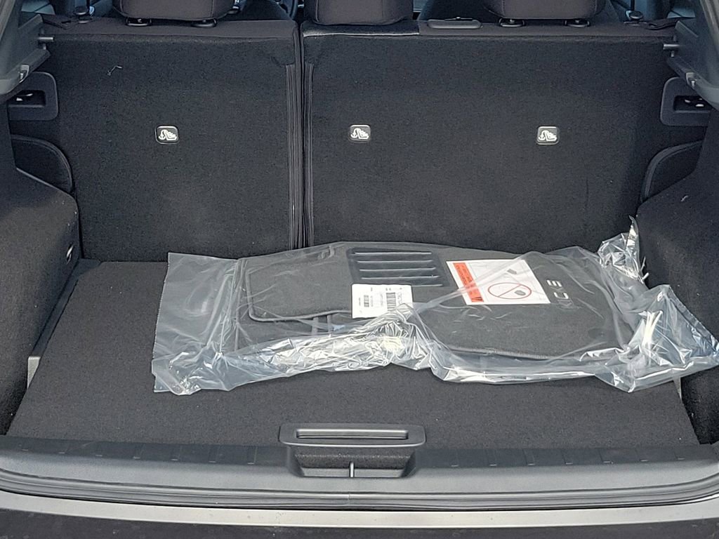New 2026 Nissan Kicks SV w/ SV Premium Package FWD image 23