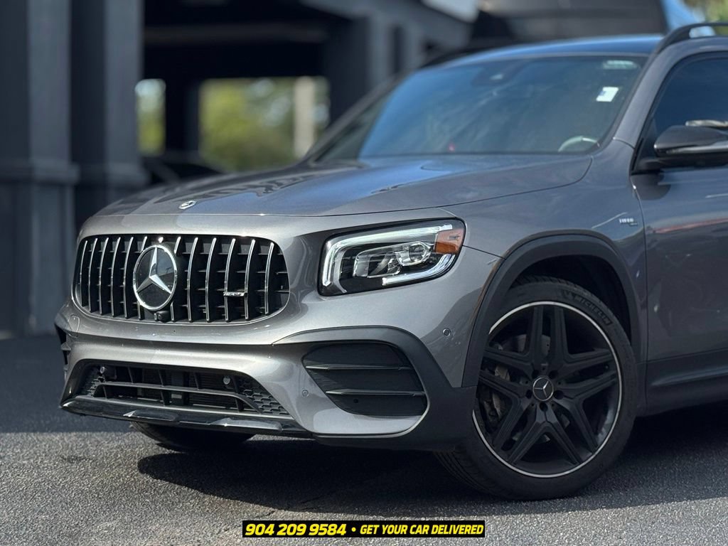 Used 2022 Mercedes-Benz GLB 35 AMG 4MATIC image 2