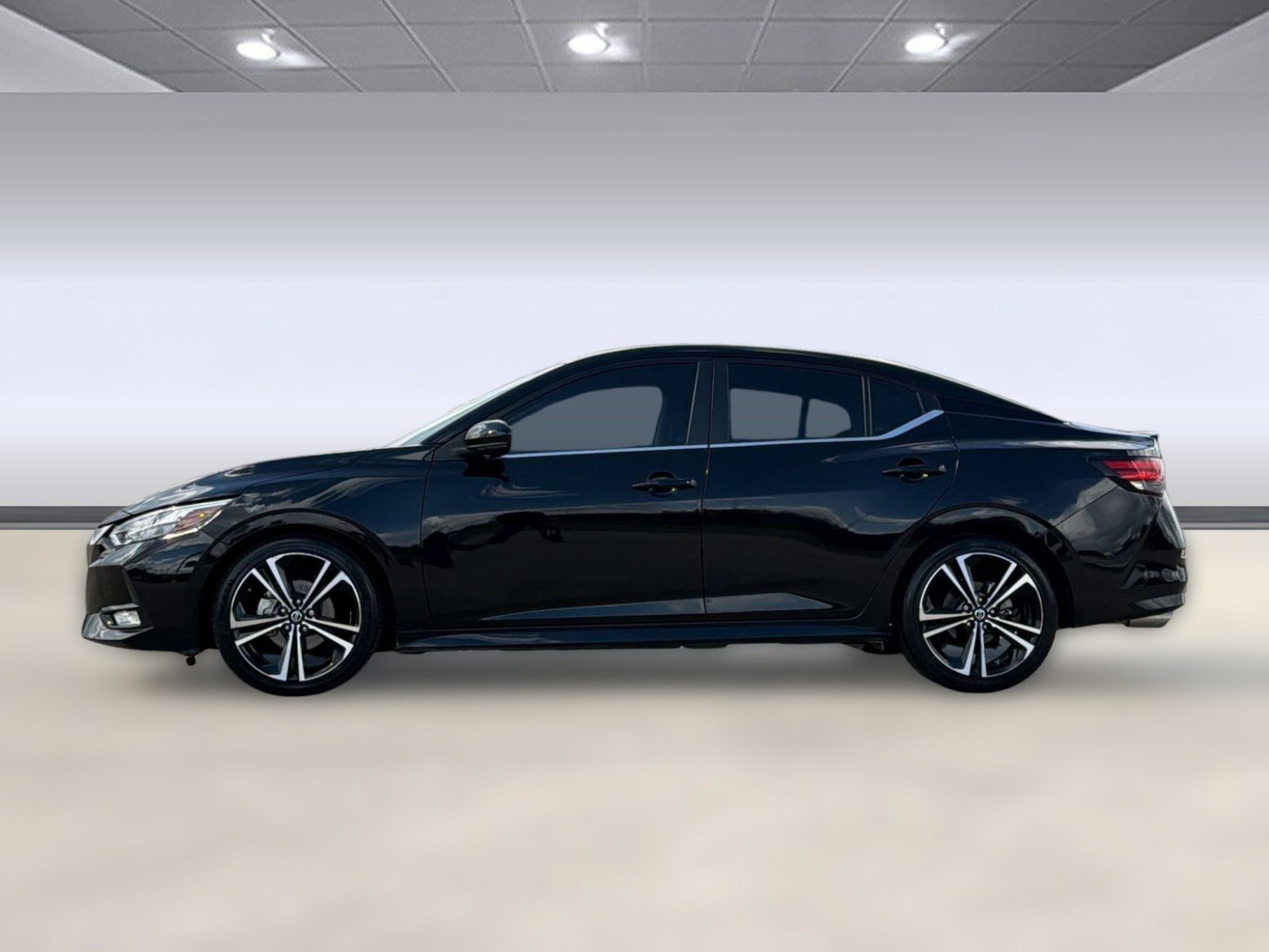 Used 2021 Nissan Sentra SR image 2