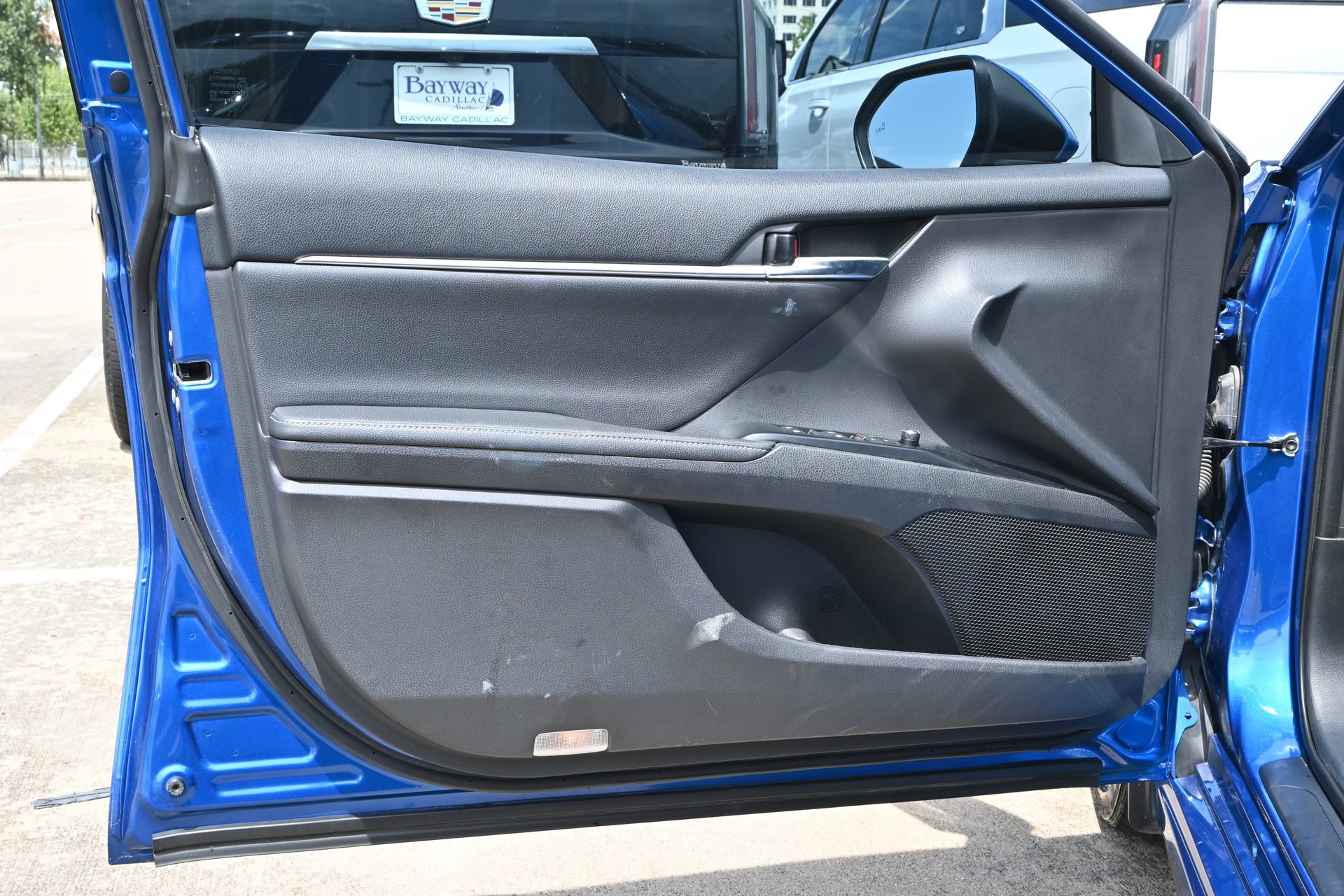 Used 2020 Toyota Camry XSE FWD image 20