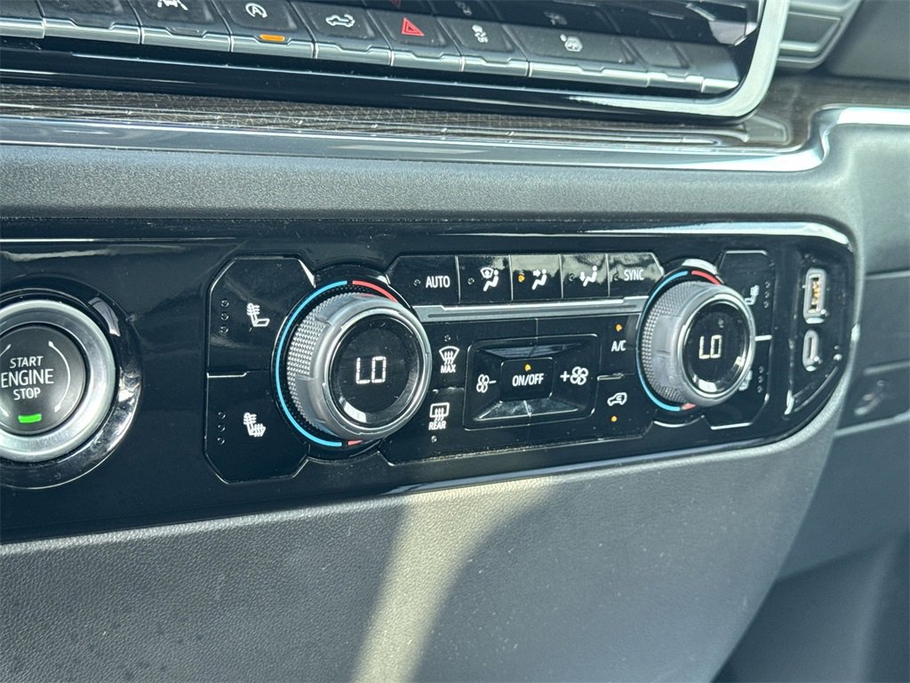 Used 2023 Chevrolet Silverado 1500 LT image 25