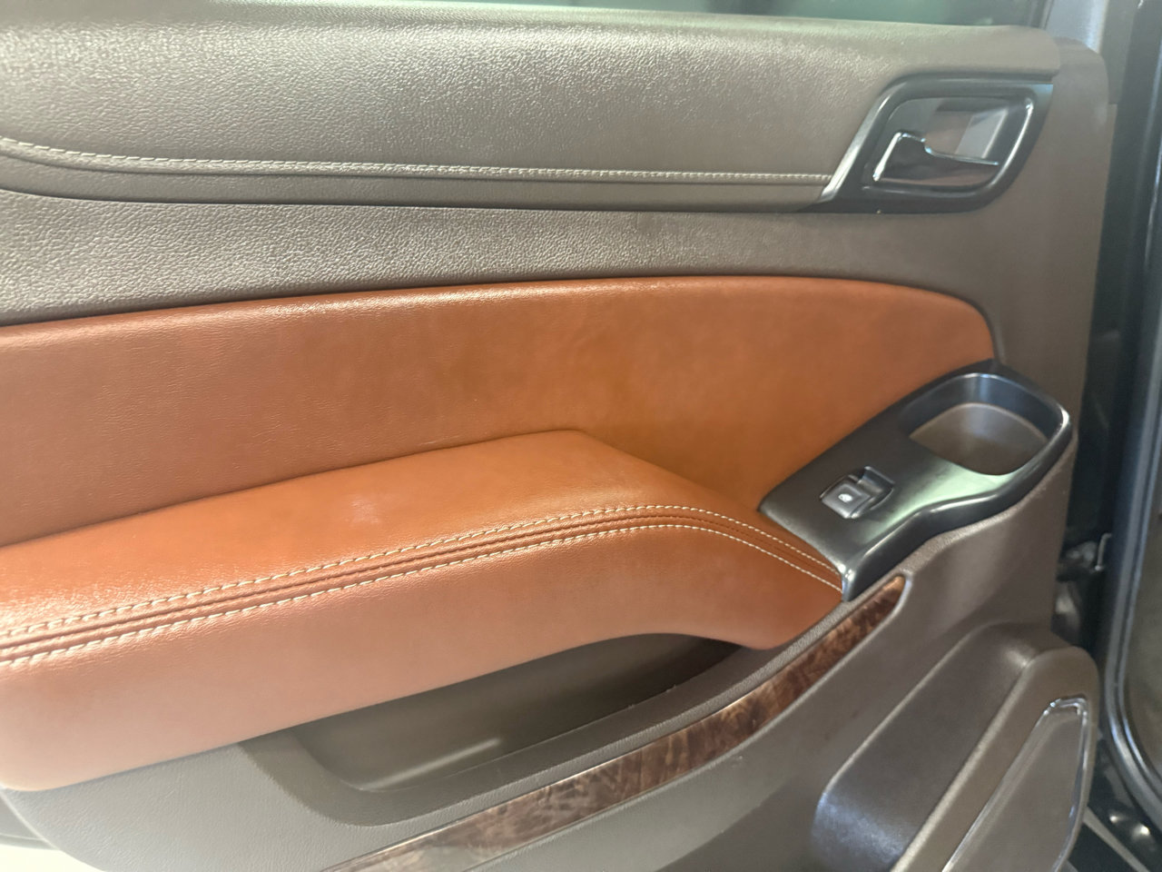 Used 2018 Chevrolet Tahoe Premier image 38