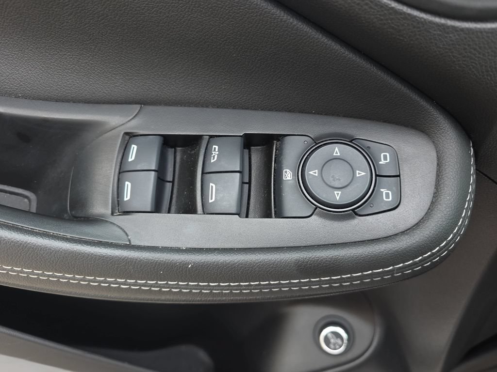 Certified 2023 Buick Encore GX Select FWD image 30