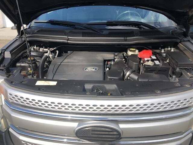 Used 2014 Ford Explorer XLT w/ Equipment Group 202A image 4