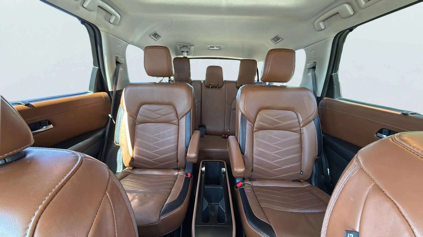 Used 2023 Nissan Pathfinder Platinum AWD/4WD image 15