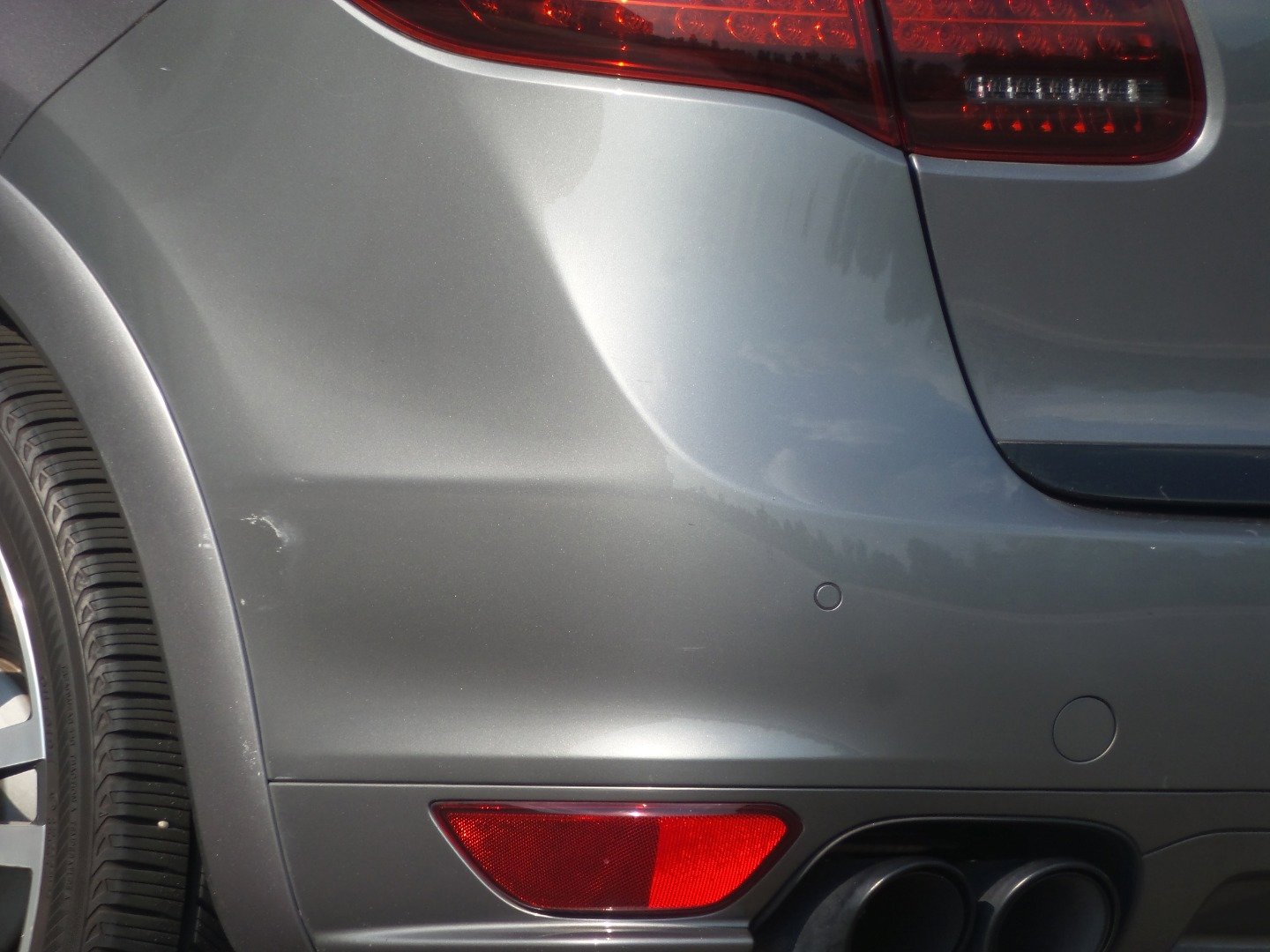 Used 2013 Porsche Cayenne GTS image 10