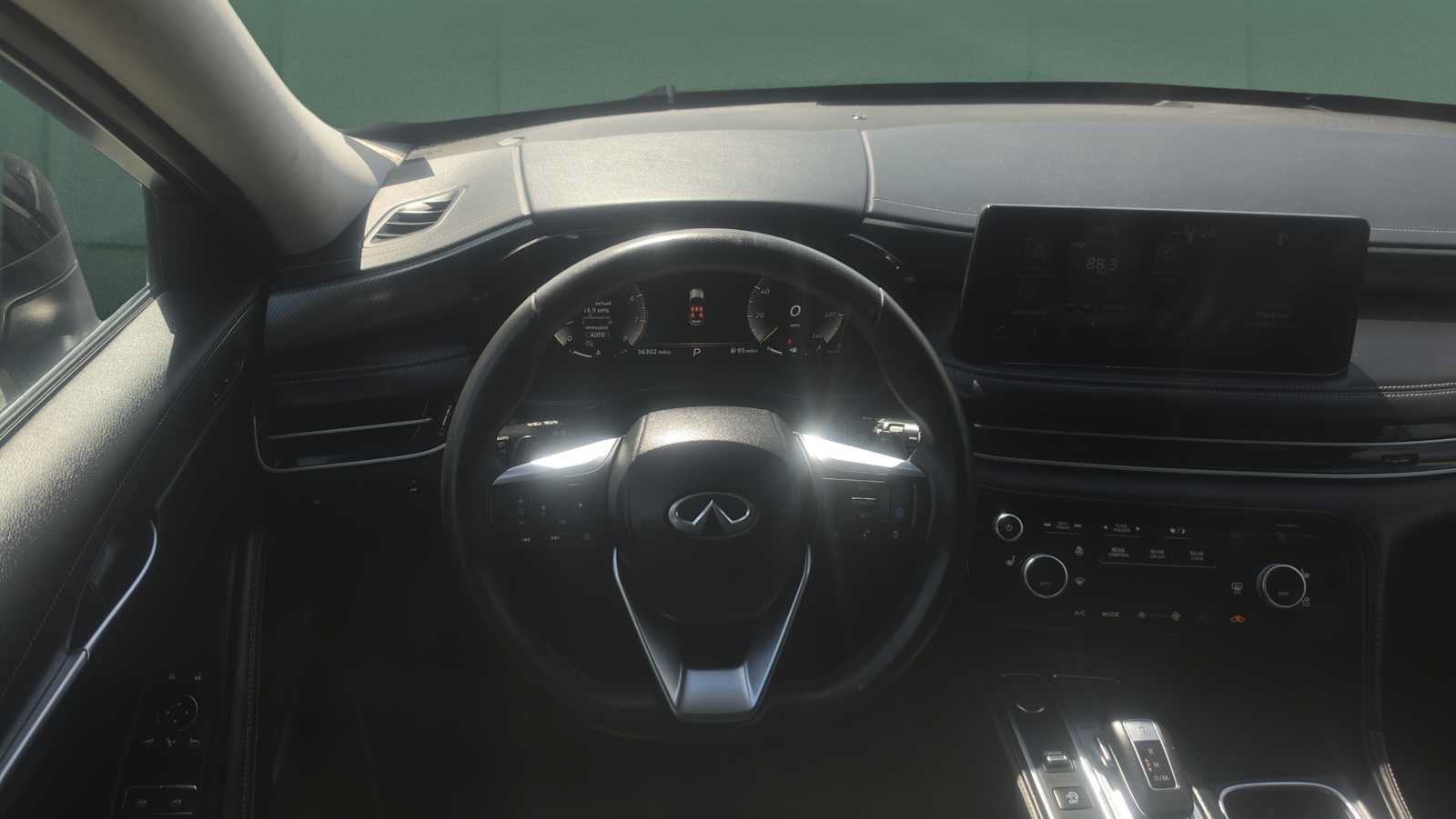 Used 2023 INFINITI QX60 Luxe w/ Cargo Package AWD/4WD image 15