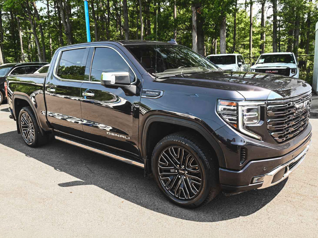 Used 2022 GMC Sierra 1500 Denali Ultimate AWD/4WD image 4