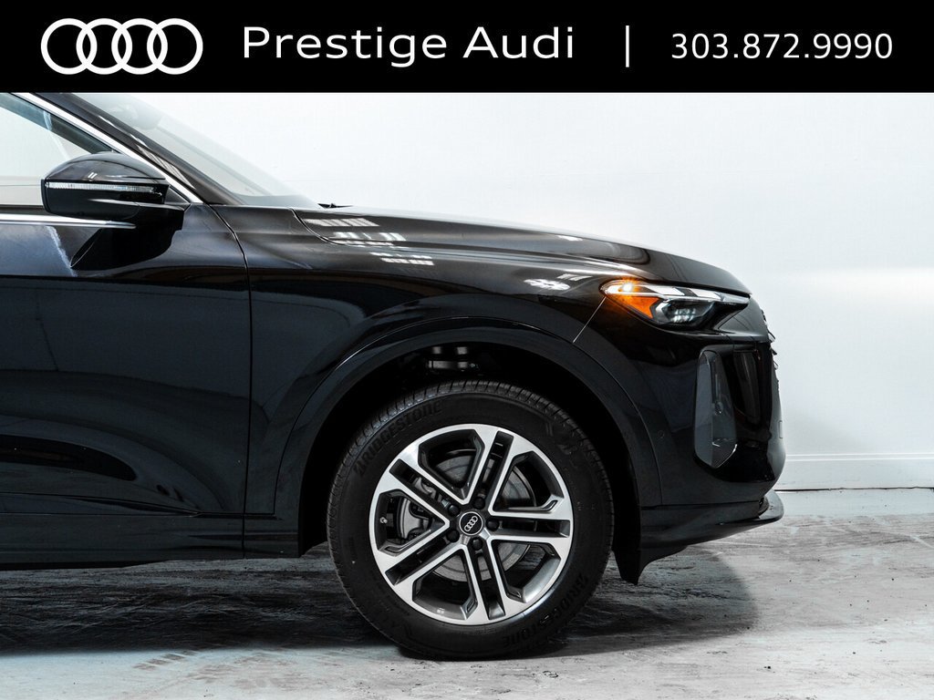 Used 2025 Audi Q5 Premium w/ Convenience Package AWD/4WD image 13