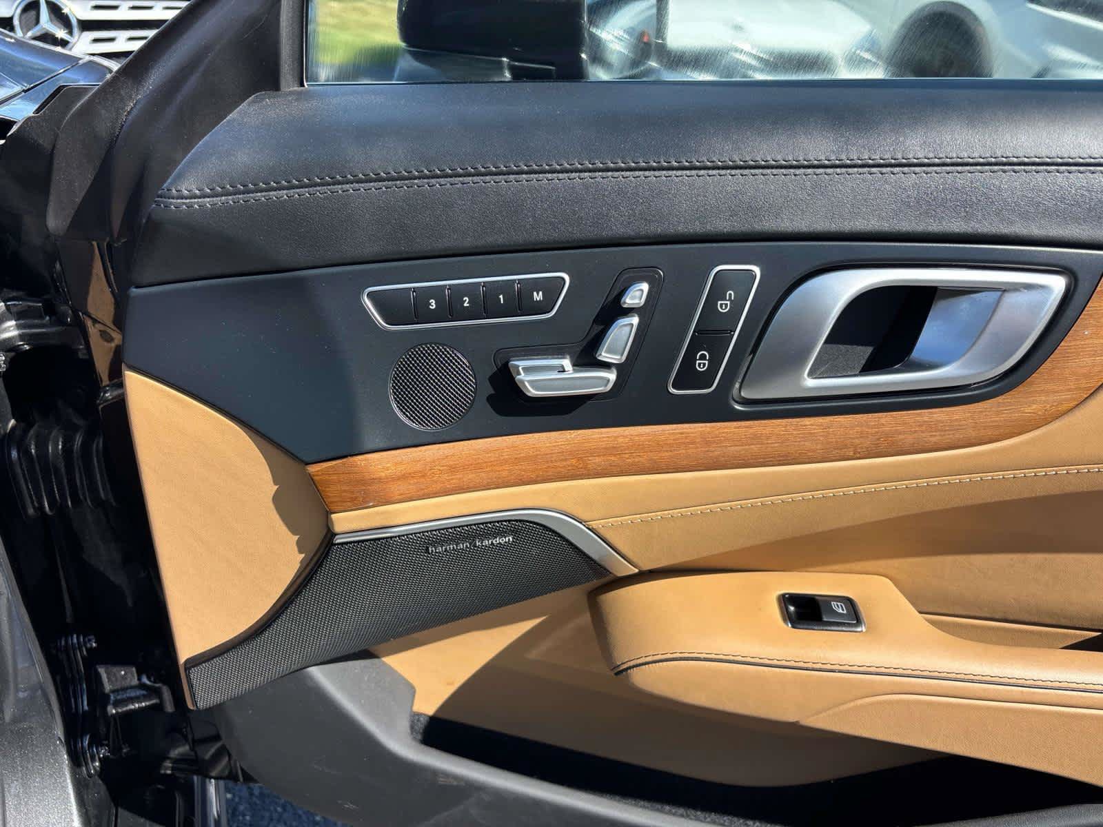 Used 2020 Mercedes-Benz SL 450 image 16