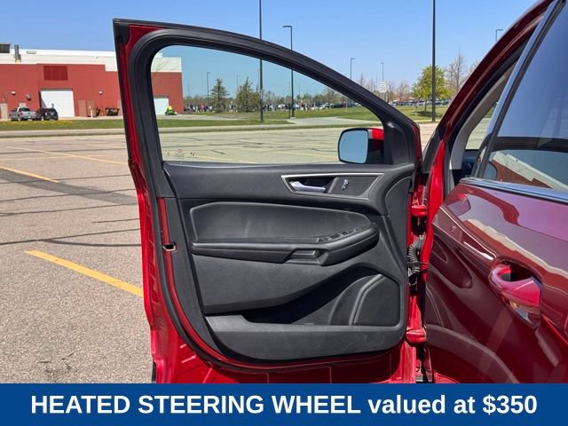 Used 2022 Ford Edge SEL w/ Convenience Package AWD/4WD image 5