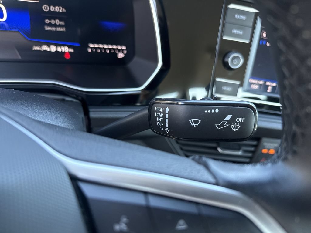 Certified 2024 Volkswagen Jetta S FWD image 19