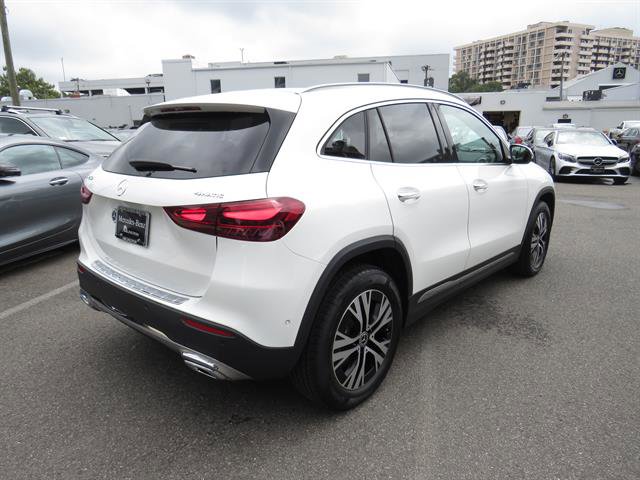 Used 2025 Mercedes-Benz GLA 250 4MATIC image 4