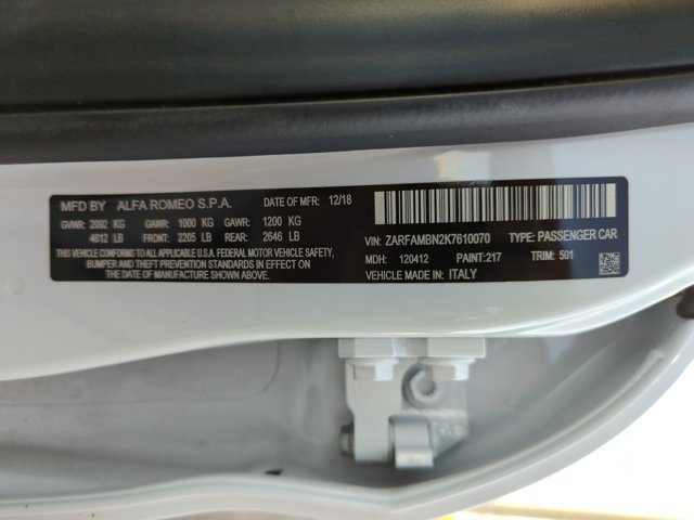 Used 2019 Alfa Romeo Giulia Ti w/ Quick Order Package 22Z Lusso image 15