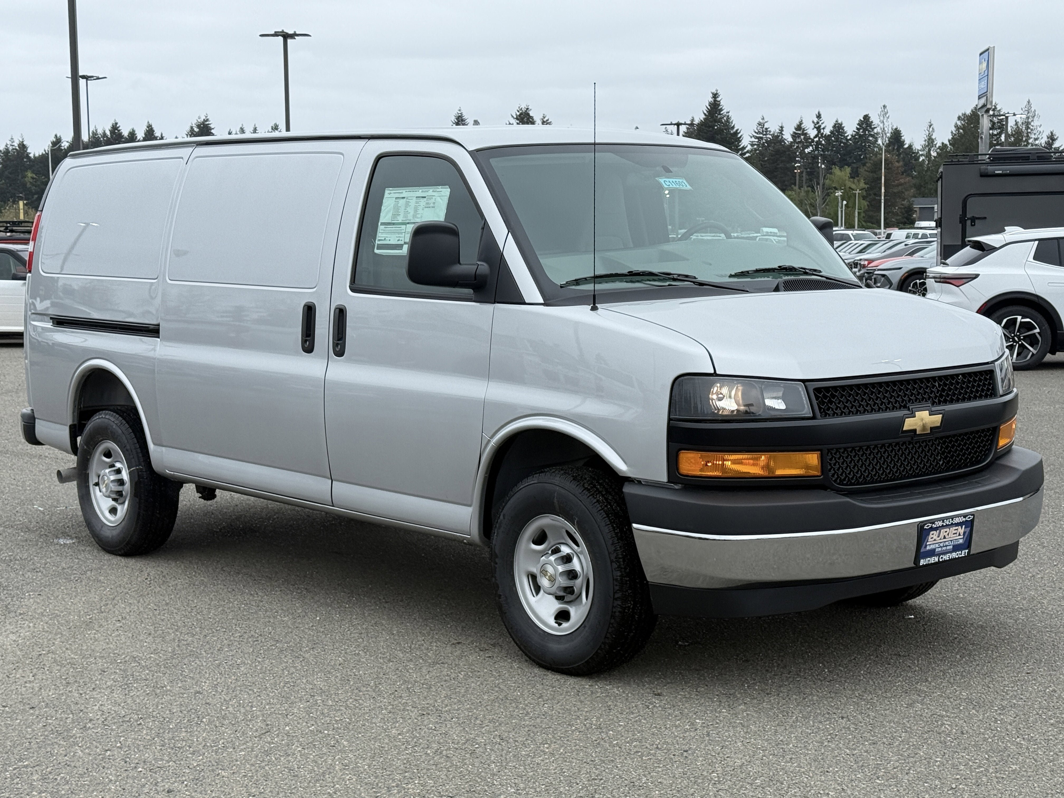 New 2026 Chevrolet Express 2500 RWD image 7