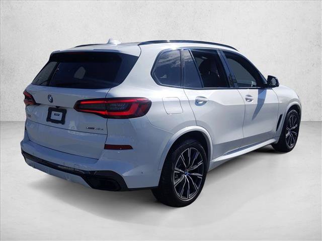 Used 2021 BMW X5 xDrive45e w/ M Sport Package AWD/4WD image 3