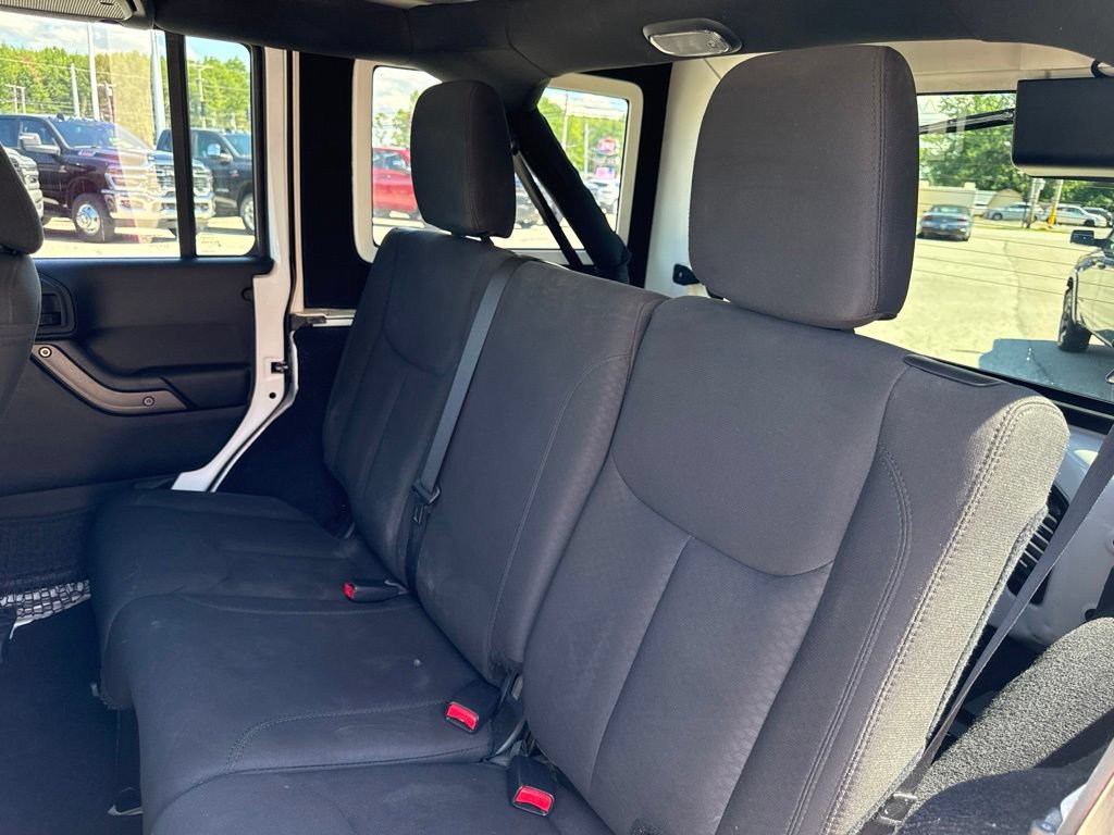 Used 2017 Jeep Wrangler Unlimited Sport w/ Quick Order Package 24S AWD/4WD image 38