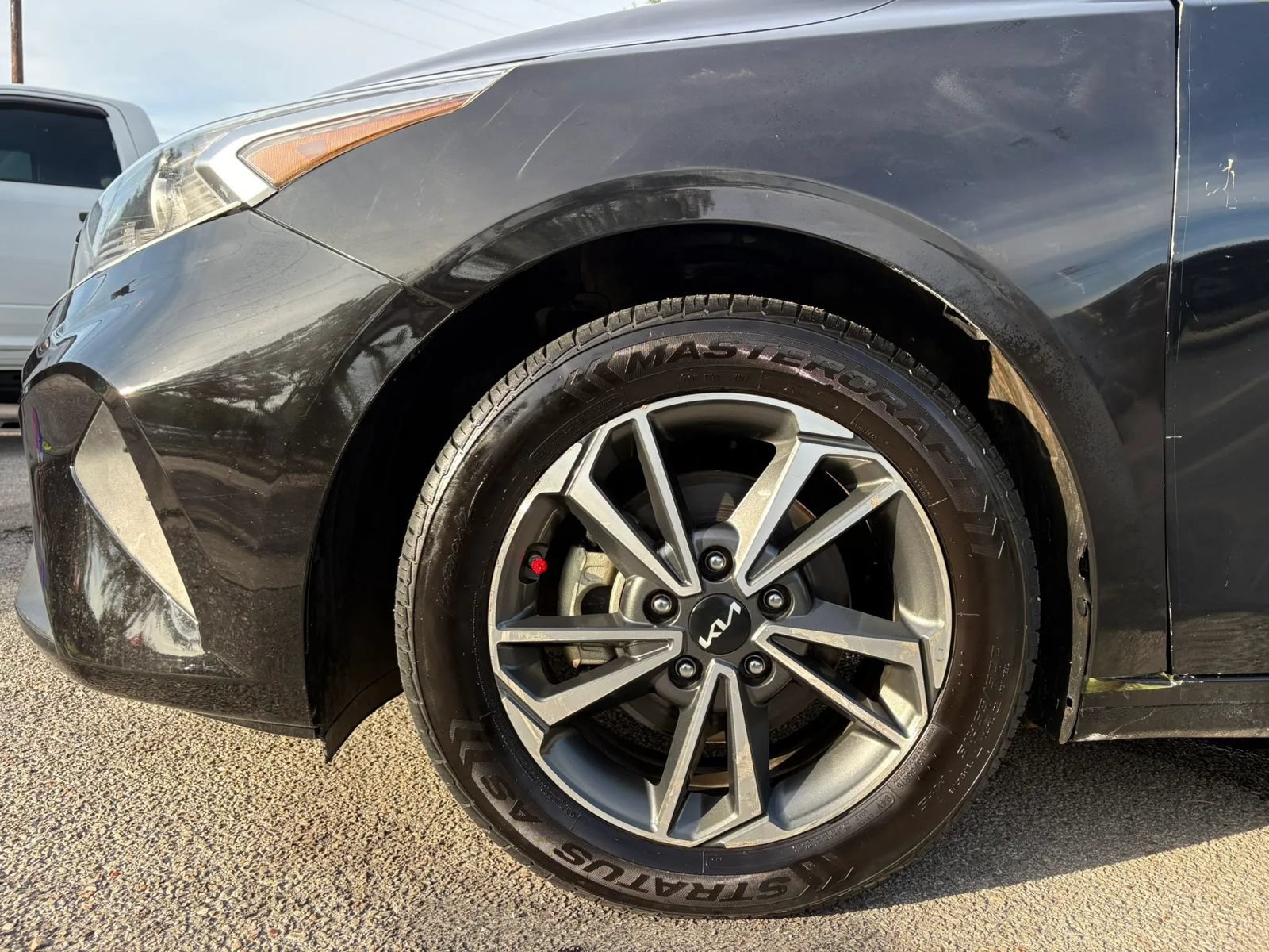 Used 2023 Kia Forte LXS w/ LXS Technology Package FWD image 31
