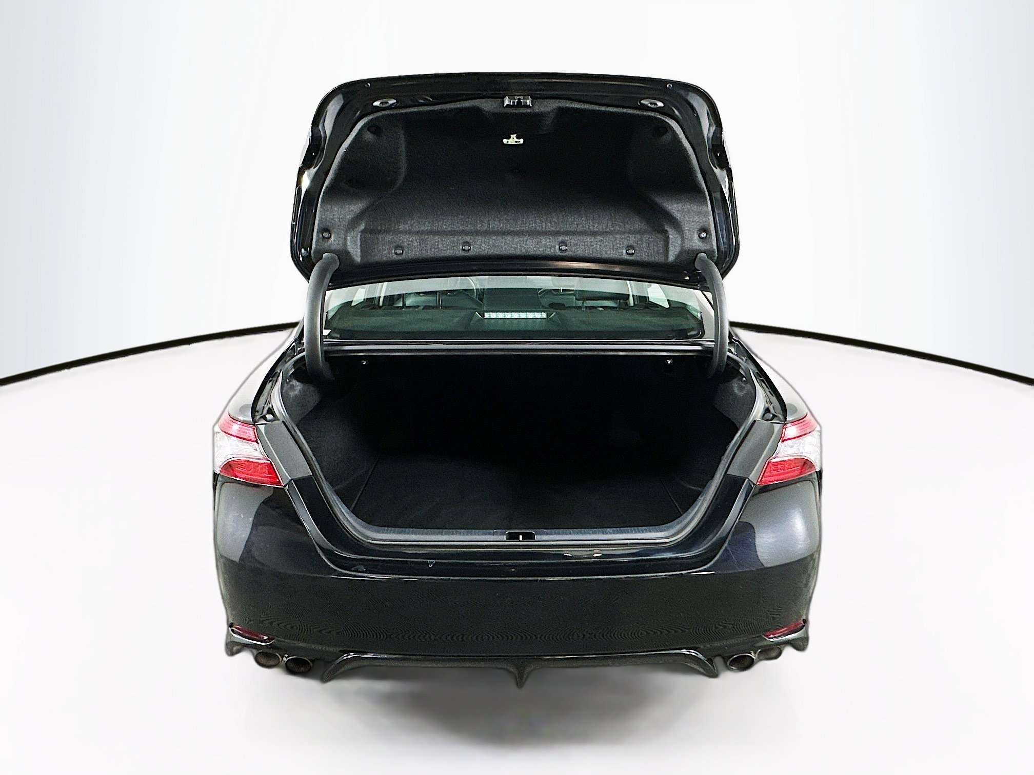 Used 2024 Toyota Camry XSE image 27