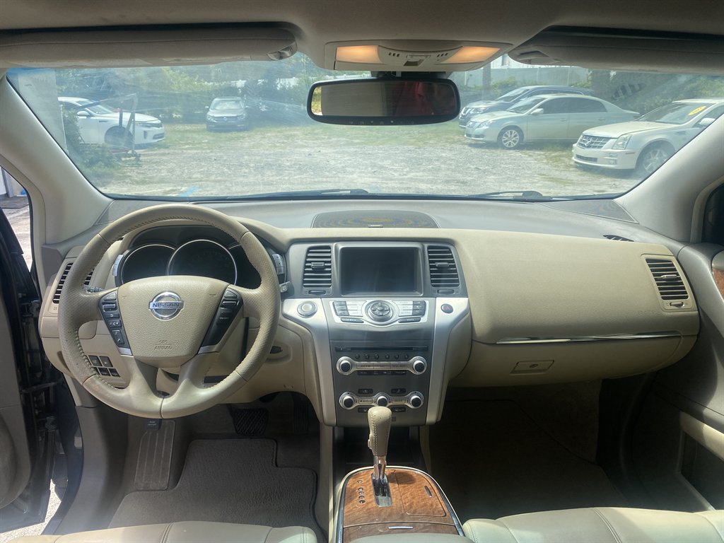 Used 2014 Nissan Murano LE w/ Platinum Edition Package AWD/4WD image 17