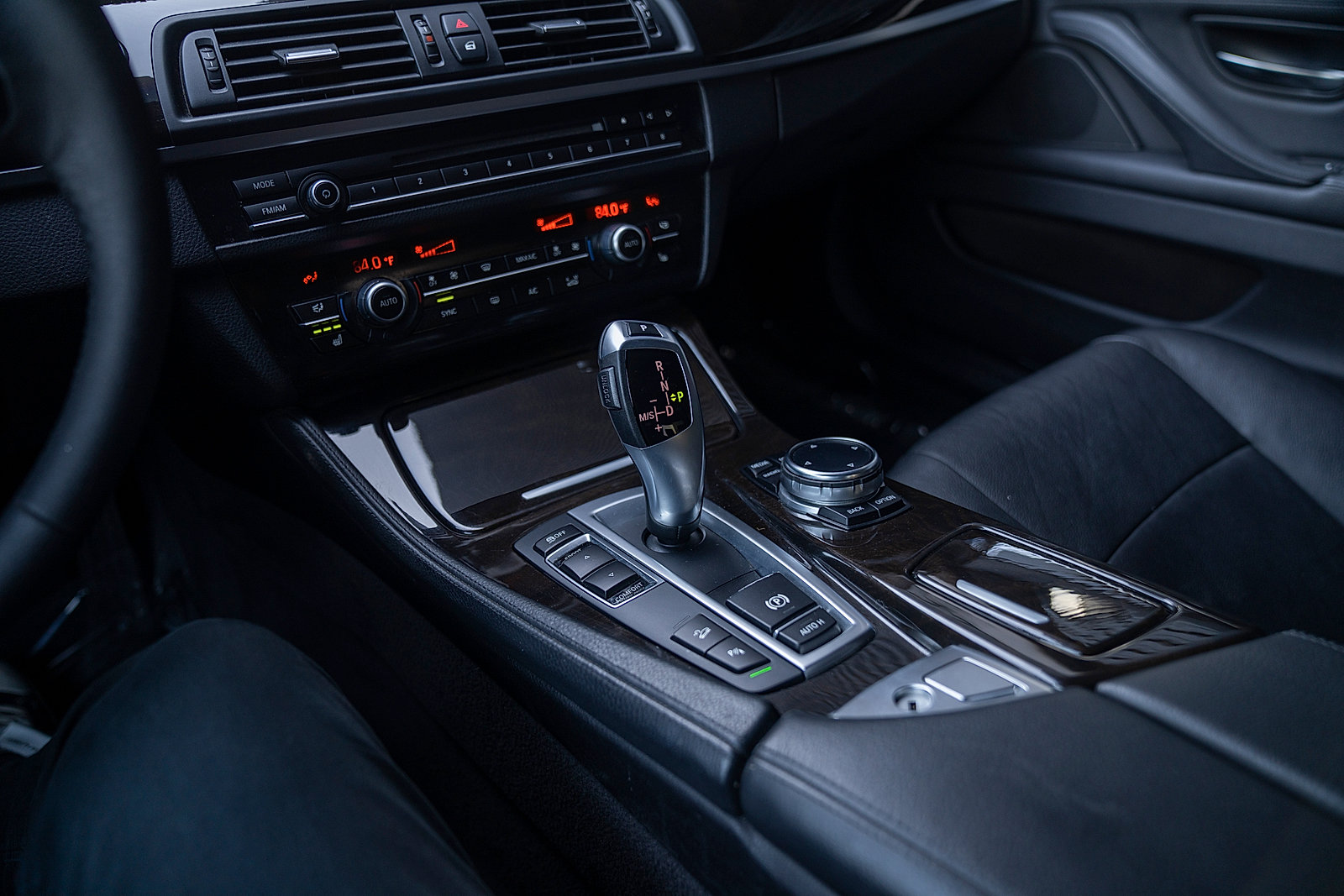 Used 2014 BMW 528i xDrive Sedan AWD/4WD image 13