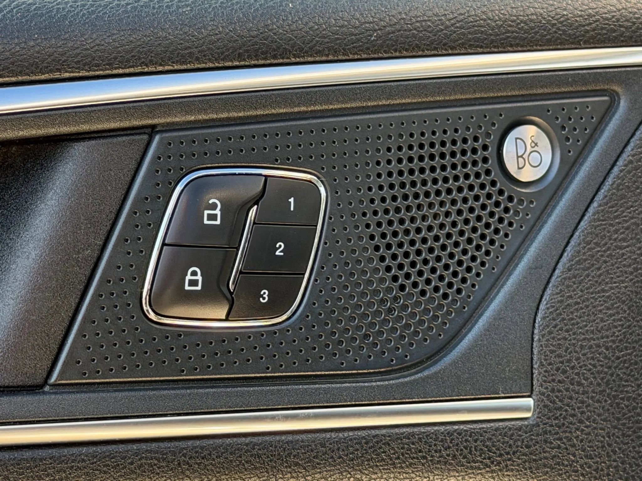 Used 2019 Ford Edge Titanium w/ Equipment Group 301A image 34