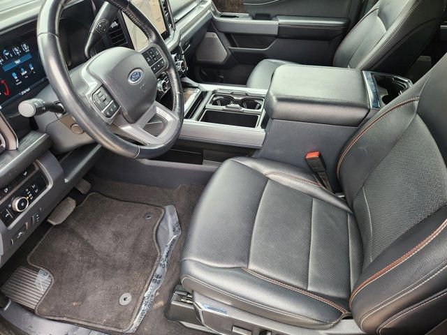 Used 2024 Ford F350 Lariat w/ Sport Appearance Package image 4