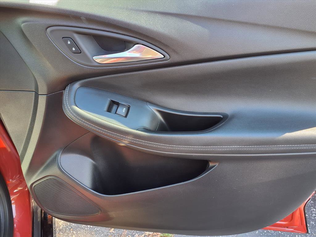 Used 2024 Buick Encore GX Sport Touring image 6