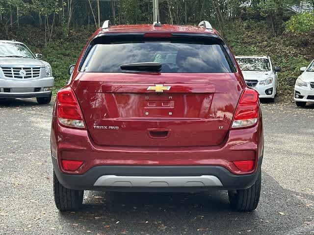 Used 2019 Chevrolet Trax LT w/ LT Convenience Package AWD/4WD image 4