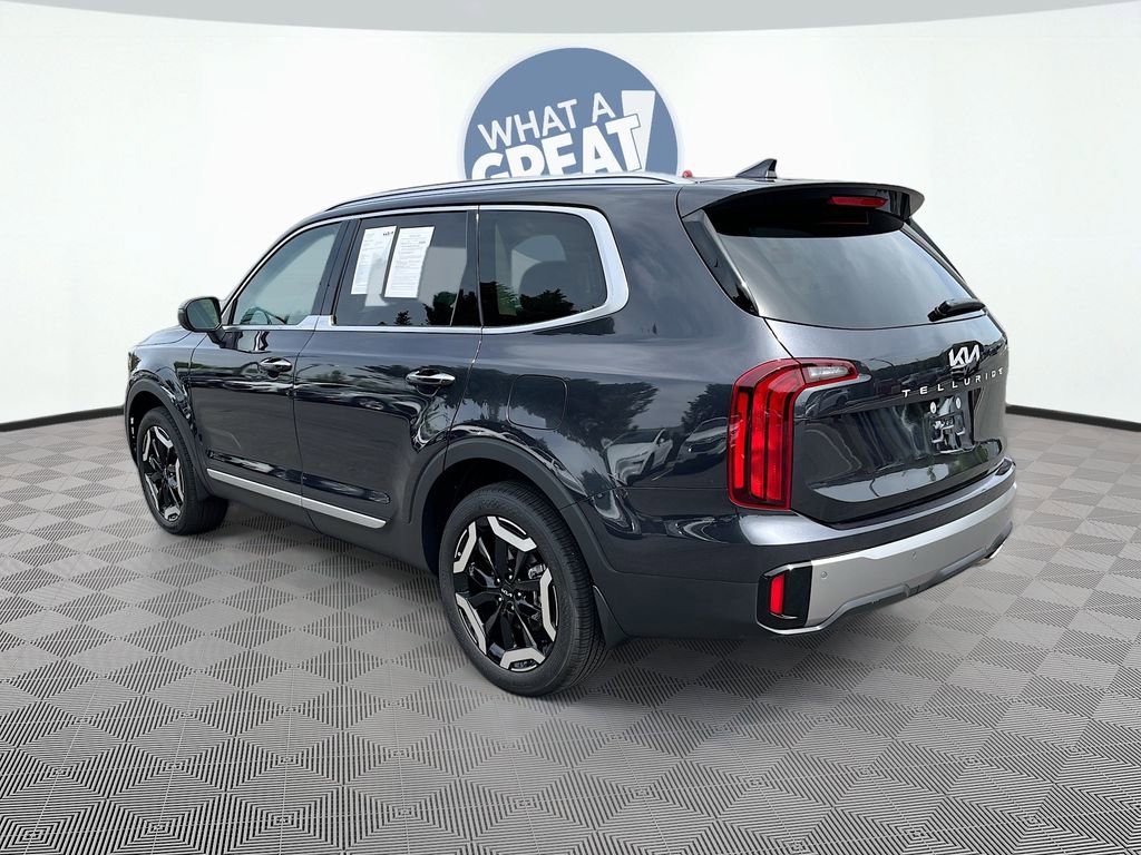 Certified 2025 Kia Telluride S image 8