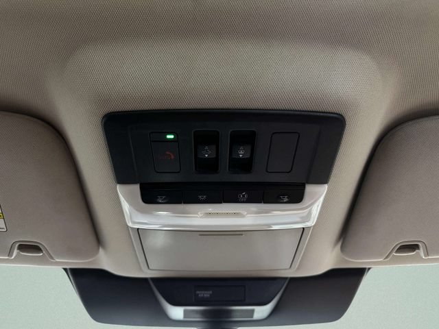 Used 2023 Nissan Pathfinder Platinum AWD/4WD image 22