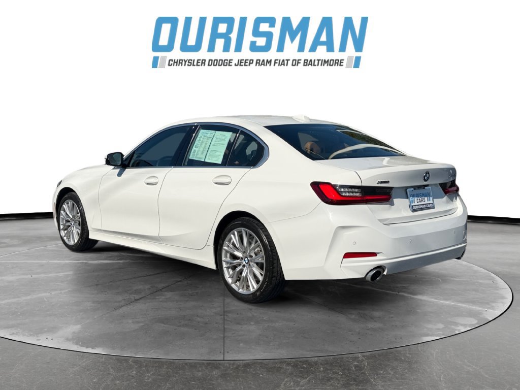 Used 2024 BMW 330i xDrive Sedan w/ Convenience Package AWD/4WD image 4
