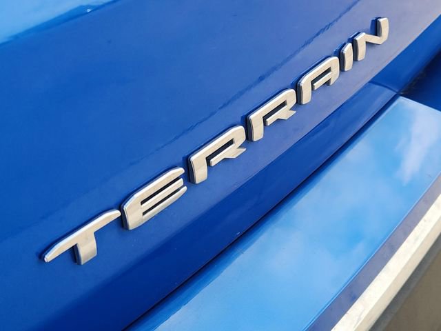 Used 2024 GMC Terrain SLT image 12