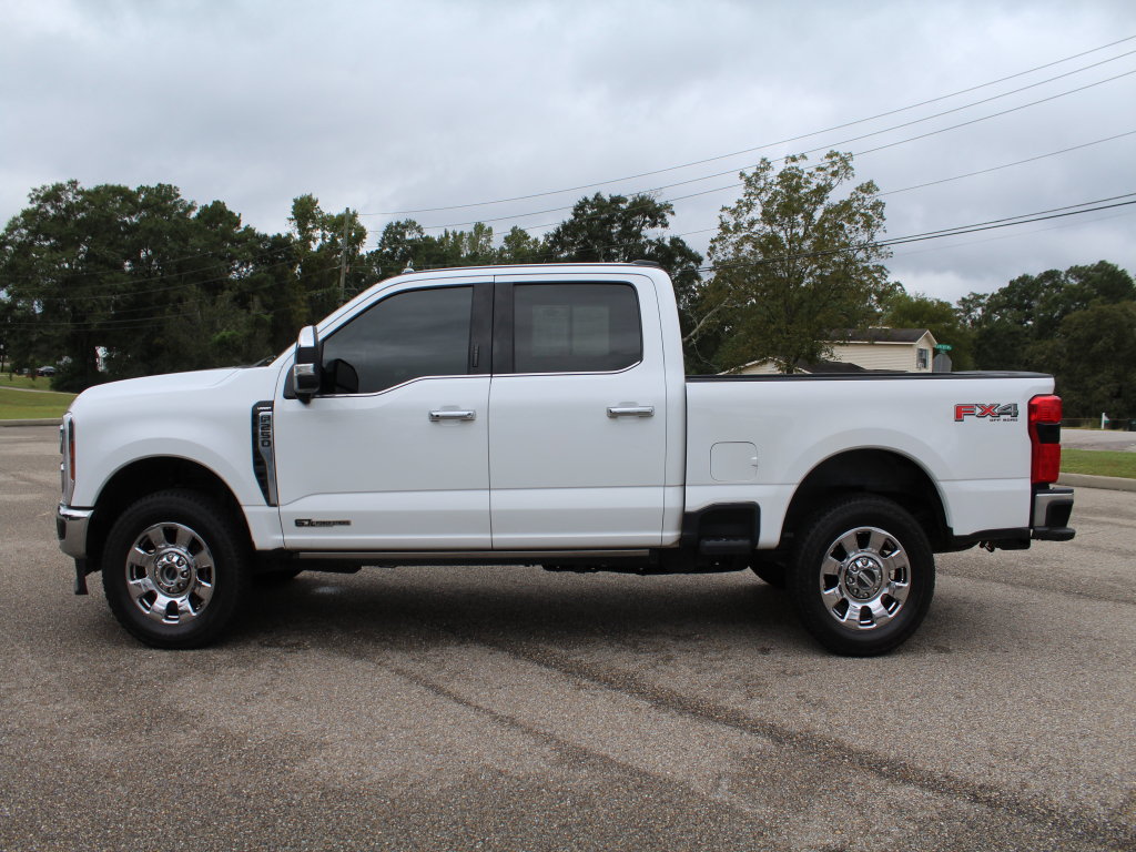 Used 2024 Ford F250 Lariat w/ Lariat Ultimate Package AWD/4WD image 10