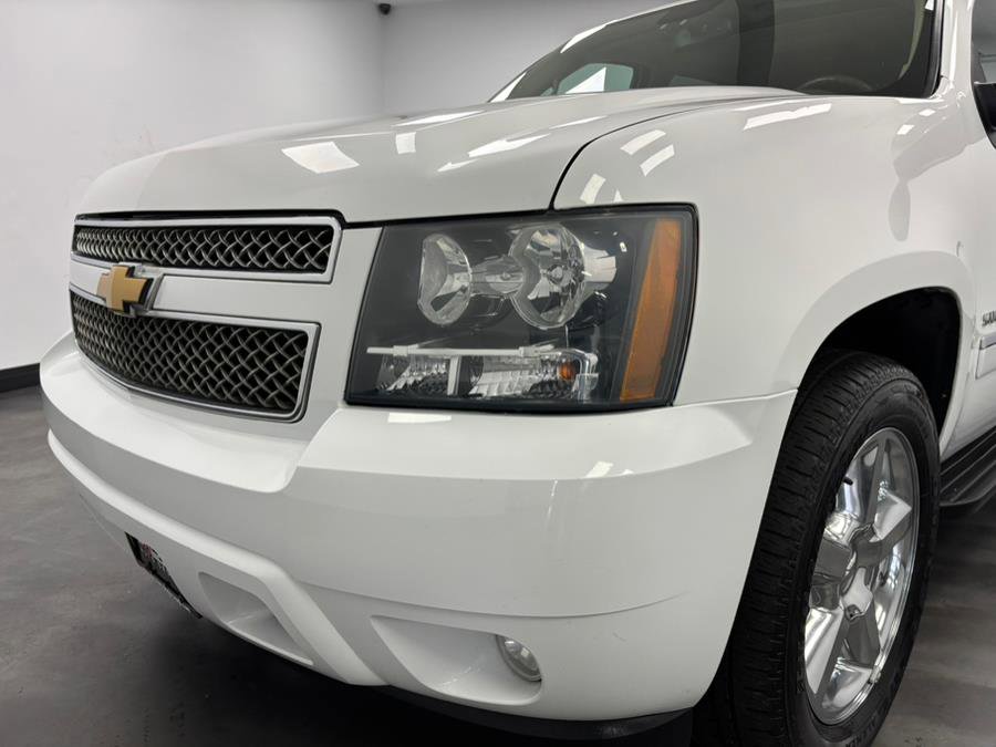Used 2014 Chevrolet Suburban LTZ image 14